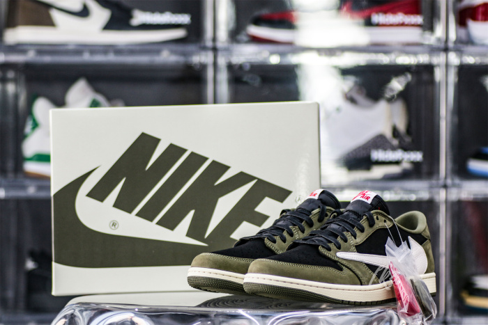Travis Scott x Air Jordan 1 Low Black Olive  (LN5 A1 Batch)