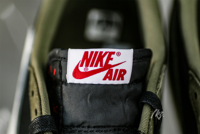Travis Scott x Air Jordan 1 Low Black Olive  (LN5 A1 Batch)
