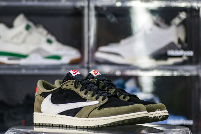 Travis Scott x Air Jordan 1 Low Black Olive  (LN5 A1 Batch)