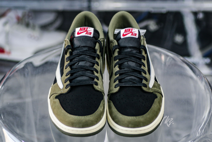 Travis Scott x Air Jordan 1 Low Black Olive  (LN5 A1 Batch)