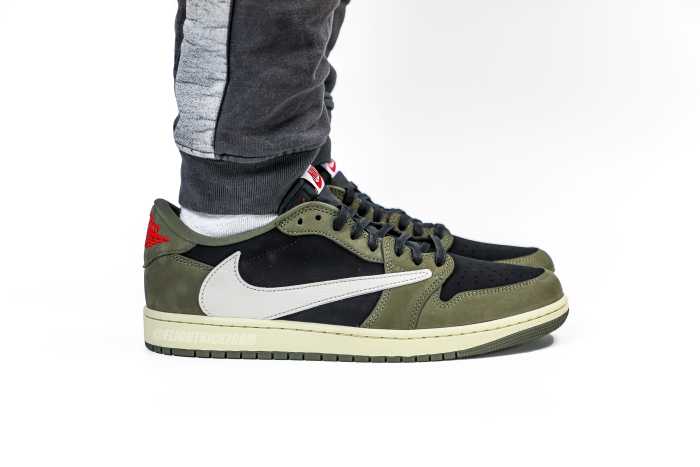 Travis Scott x Air Jordan 1 Low Black Olive  (LN5 A1 Batch)