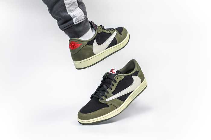 Travis Scott x Air Jordan 1 Low Black Olive  (LN5 A1 Batch)