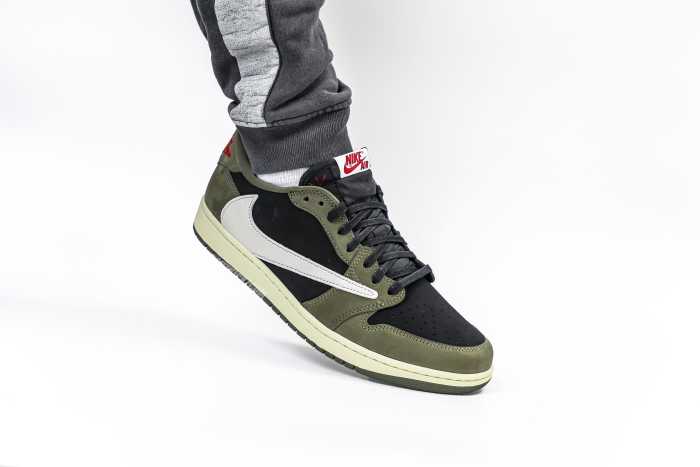 Travis Scott x Air Jordan 1 Low Black Olive  (LN5 A1 Batch)