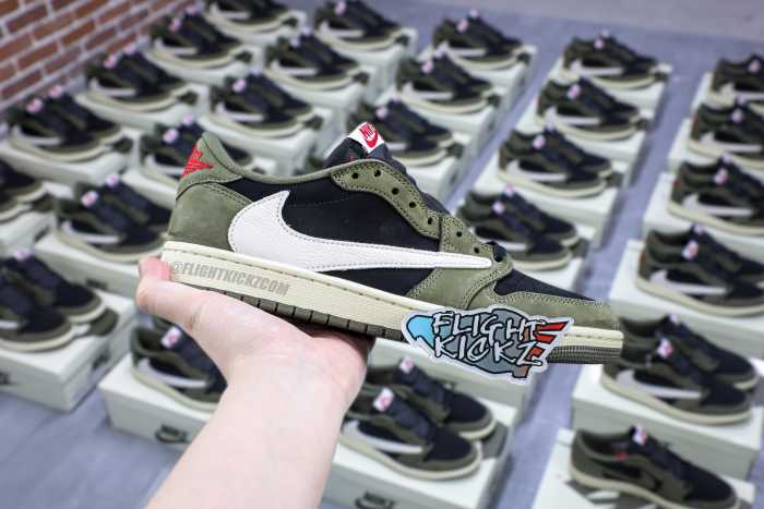 Travis Scott x Air Jordan 1 Low Black Olive  (LN5 A1 Batch)