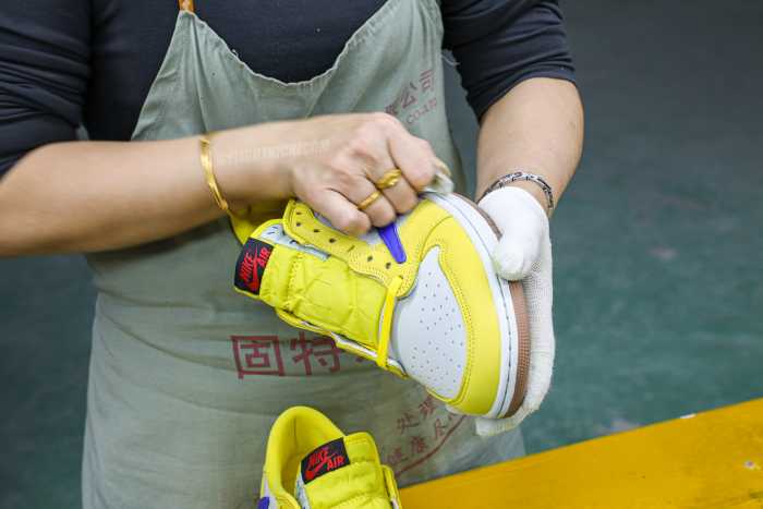 Travis Scott x Air Jordan 1 Retro Low OG SP “Elkins/Canary Yellow” (LN5 A1 batch)