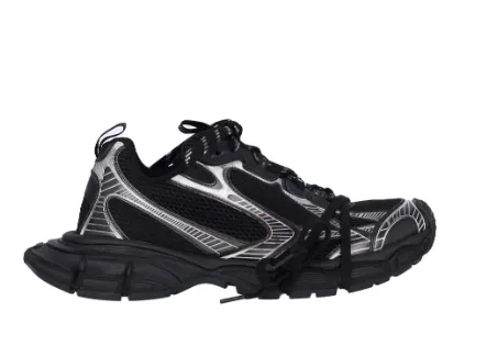 B@lenciag* 3XL Ski Sneaker in Black and white (Removable footwear chains)