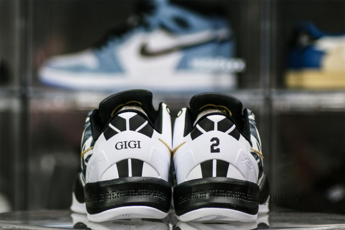 Nike Kobe 8 Protro  Mambacita