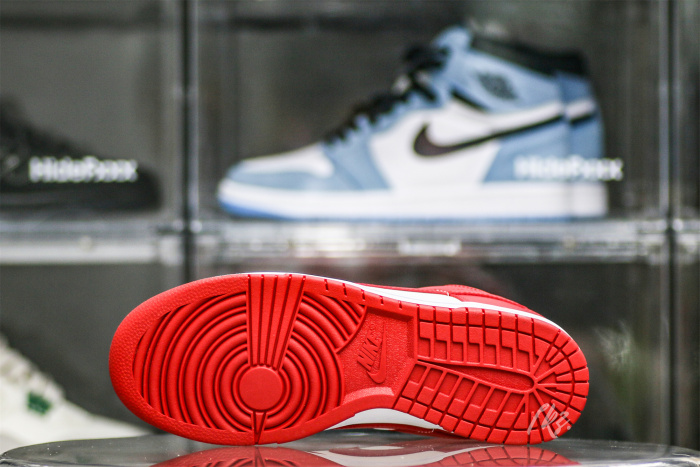Nike Dunk Low SP St. John's (2023)