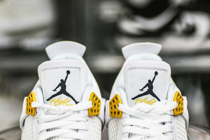 Air Jordan 4 Retro 'Vivid Sulfur' Wms 2024
