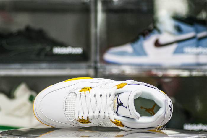 Air Jordan 4 Retro 'Vivid Sulfur' Wms 2024