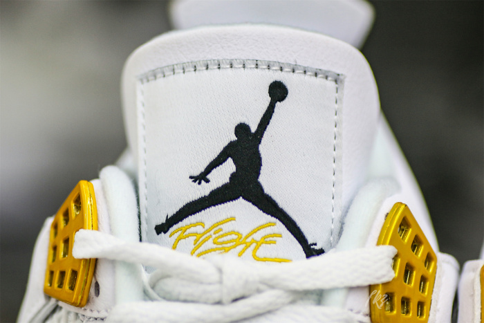 Air Jordan 4 Retro 'Vivid Sulfur' Wms 2024