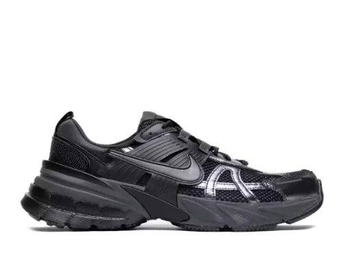 Nike V2K Run Black Dark Smoke Grey