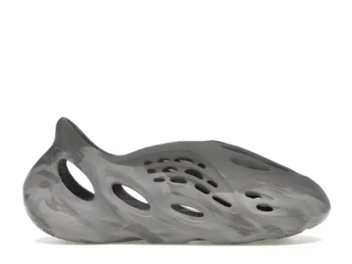 Adidas YEEZY FOAM RUNNER Mx Granite 灰色