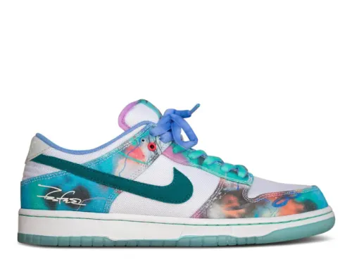 Nike SB Dunk Low Futura Laboratories Bleached Aqua
