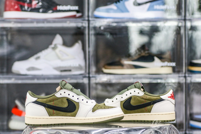 Travis Scott x Air Jordan 1 ' Medium Olive' (LN5 A1 Batch)