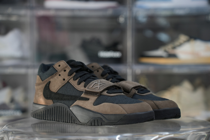 Travis Scott x Jordan Jumpman Jack TR  Dark Mocha(LN5 A1 Batch)