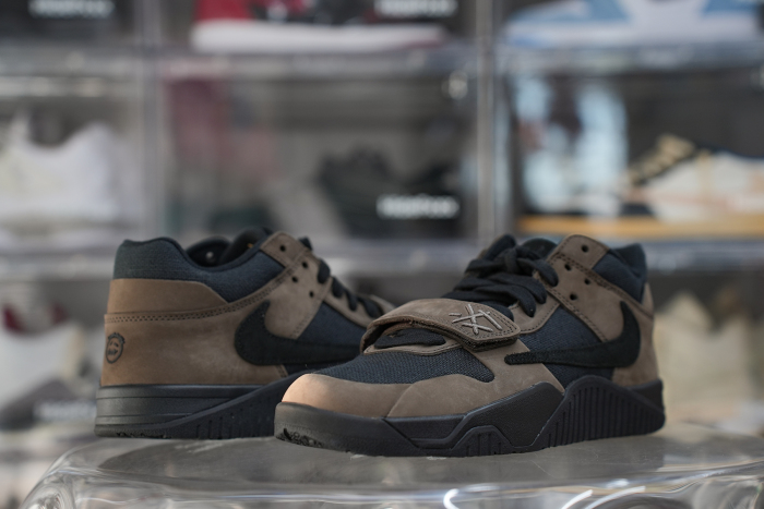 Travis Scott x Jordan Jumpman Jack TR  Dark Mocha(LN5 A1 Batch)