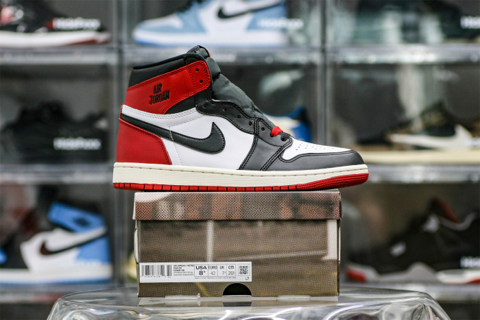Air Jordan 1  Retro High OG Black Toe Reimagined (Ln5 A1)