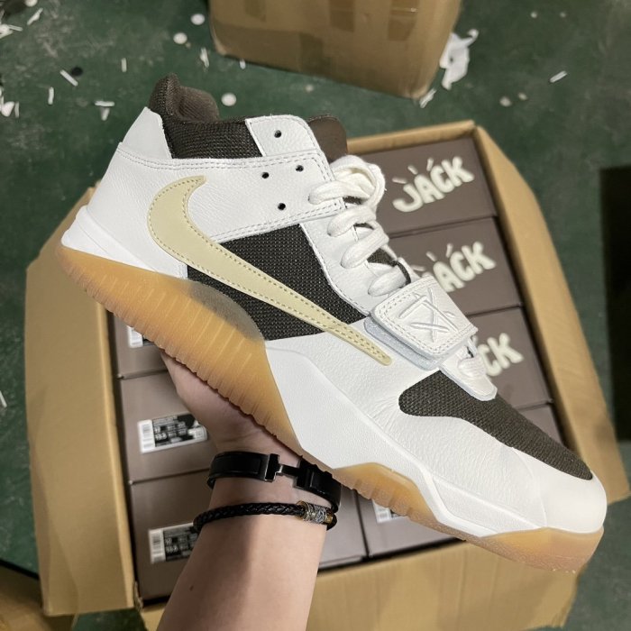Travis Scott x Jordan Jumpman Jack Sail (LN5 A1)