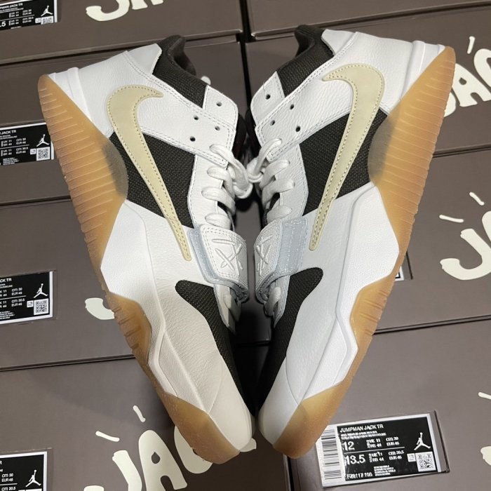 Travis Scott x Jordan Jumpman Jack Sail (LN5 A1)