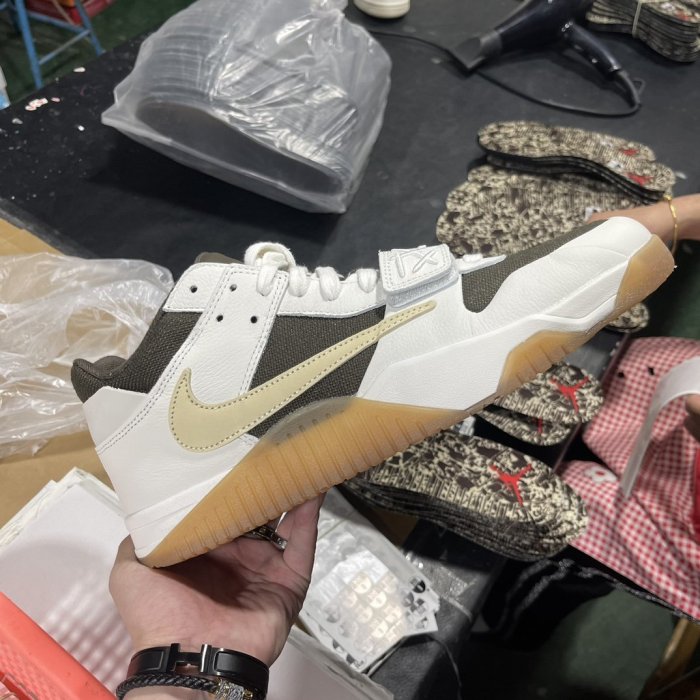 Travis Scott x Jordan Jumpman Jack Sail (LN5 A1)