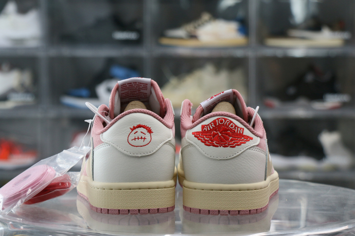 Travis Scott x Air Jordan 1 Low OG  Shy Pink  2025