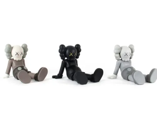 Kaws Taipei Originalfake sitting toys hight 20cm