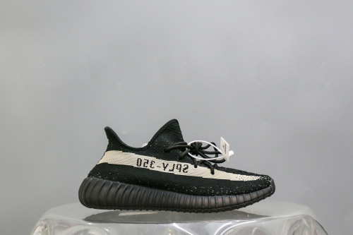 Yeezy Boost 350 V2 Core Black White (A2 Batch)