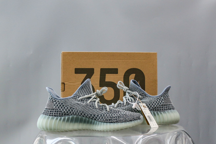 Yeezy Boost 350 V2 Ash Blue  (A2 Batch)