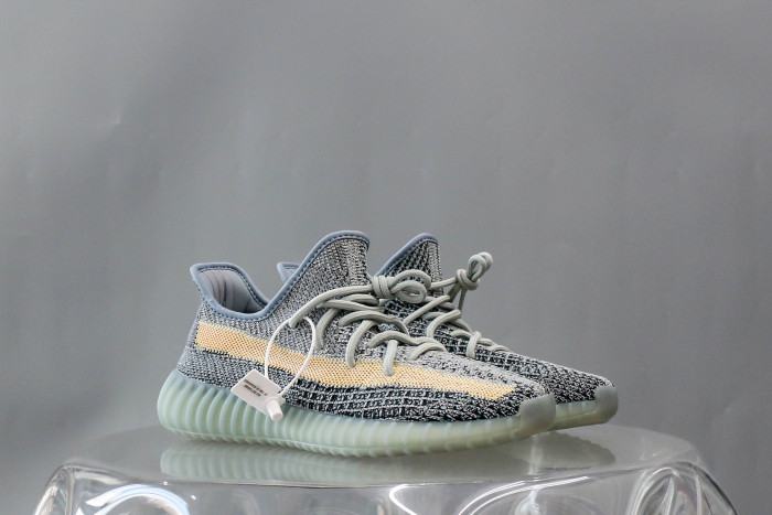 Yeezy Boost 350 V2 Ash Blue  (A2 Batch)