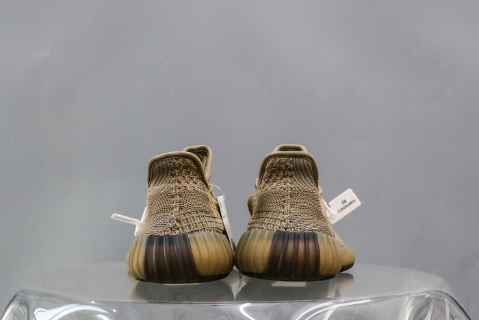 Yeezy Boost 350 V2 Sand Taupe  (A2 Batch)