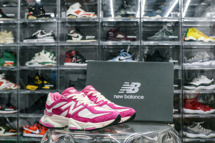 New Balance 9060 Fuchsia Pink