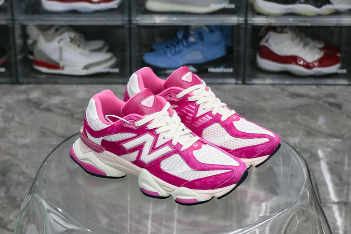 New Balance 9060 Fuchsia Pink