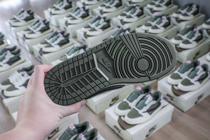 Travis Scott x Air Jordan 1 ' Medium Olive' (LN5 A1 Batch)