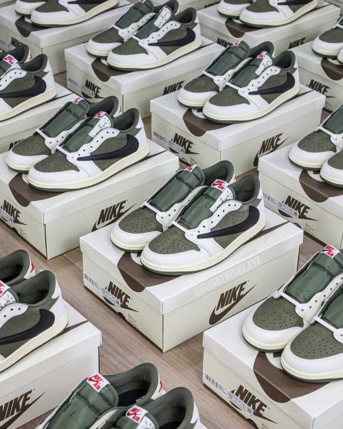 Travis Scott x Air Jordan 1 ' Medium Olive' (LN5 A1 Batch)