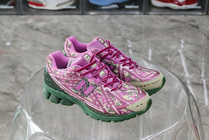 New Balance 1906R Jack Harlow Rose Runner (Standard Box)