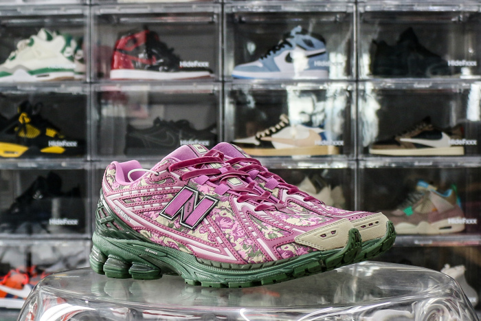 New Balance 1906R Jack Harlow Rose Runner (Standard Box)