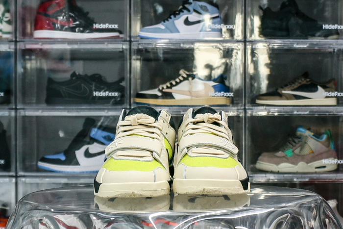 Travis Scott x Jordan Jumpman Jack TR Bright Cactus (LN5 A1 Batch)