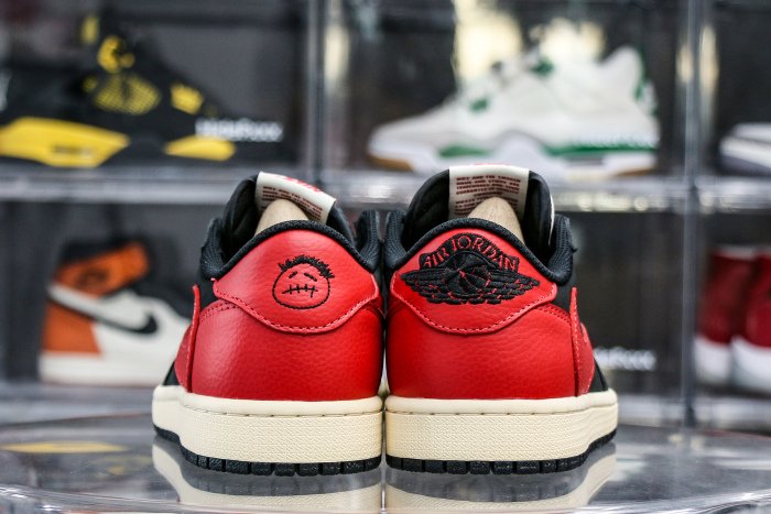 Travis Scott x Air Jordan 1 Low OG Black Red 2025