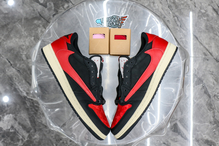 Travis Scott x Air Jordan 1 Low OG Black Red 2025