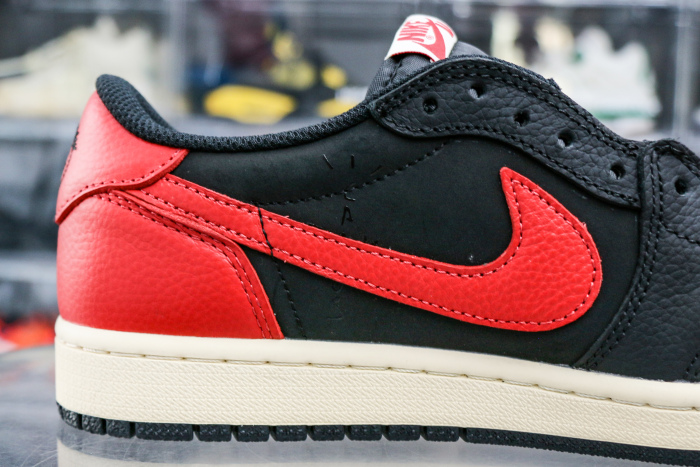 Travis Scott x Air Jordan 1 Low OG Black Red 2025