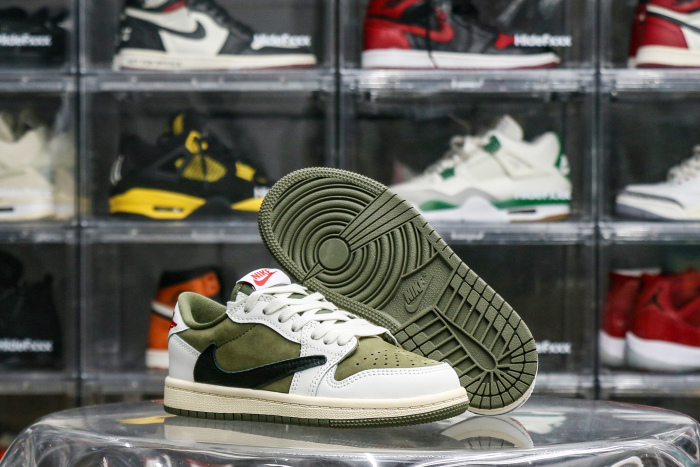 Travis Scott x Jordan 1 Retro Low  'Reverse Olive / Medium Olive' Kid (LN5 A1)