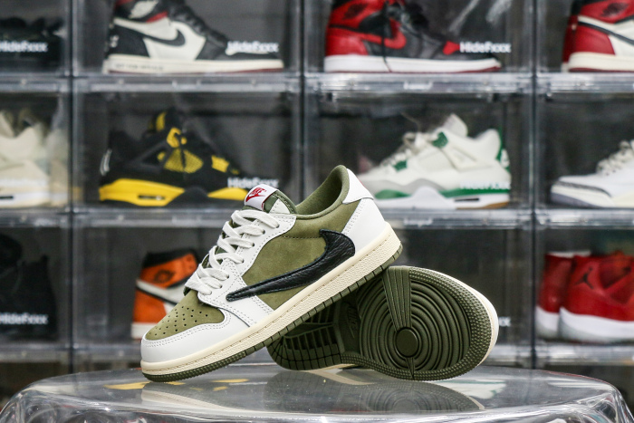 Travis Scott x Jordan 1 Retro Low  'Reverse Olive / Medium Olive' Kid (LN5 A1)