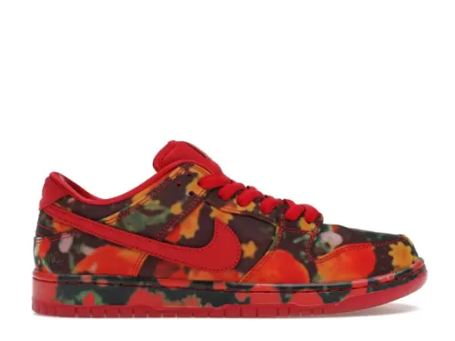 Nike SB Dunk Low The Wizard of Oz Poppy Field