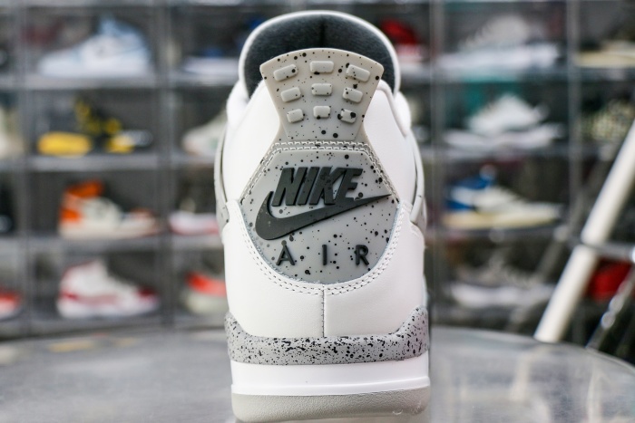 Air Jordan 4 Retro OG 'White Cement' 2025 (Ln5 A1)