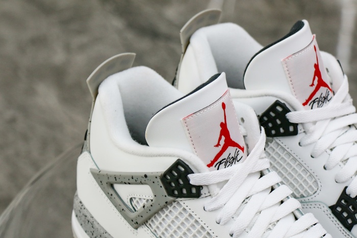 Air Jordan 4 Retro OG 'White Cement' 2025 (Ln5 A1)