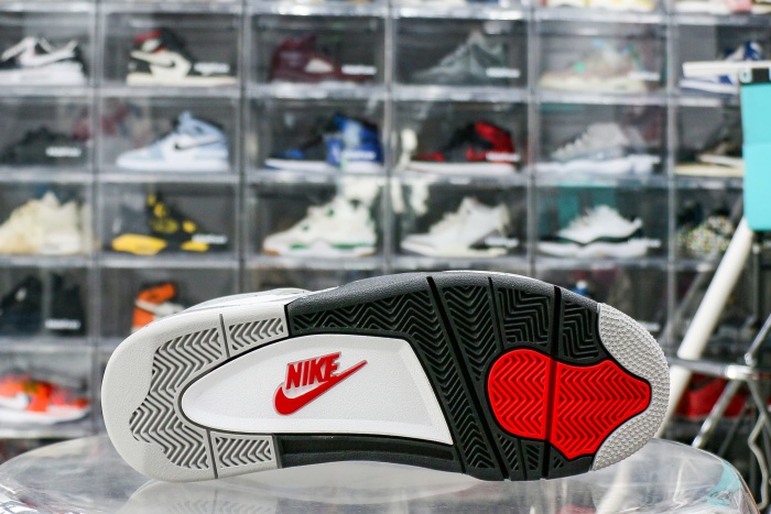 Air Jordan 4 Retro OG 'White Cement' 2025 (Ln5 A1)