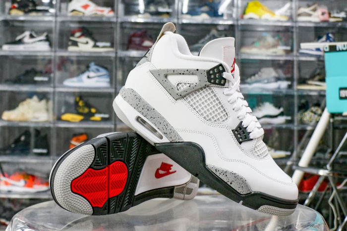 Air Jordan 4 Retro OG 'White Cement' 2025 (Ln5 A1)