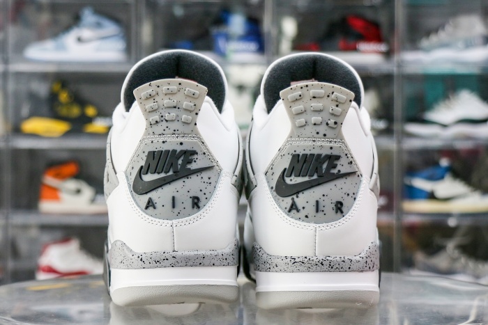 Air Jordan 4 Retro OG 'White Cement' 2025 (Ln5 A1)