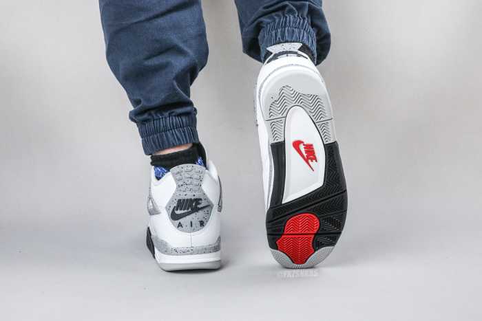 Air Jordan 4 Retro OG 'White Cement' 2025 (Ln5 A1)
